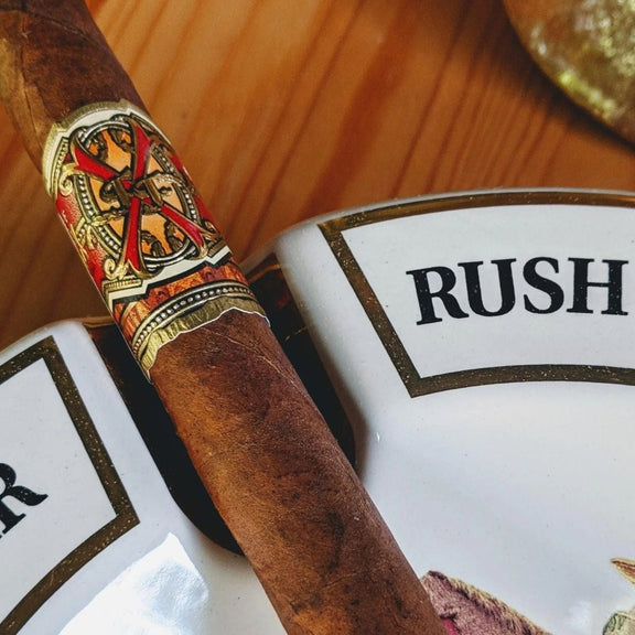 Double Corona Cigar Size: Length, Smoke Time, and What We Stock