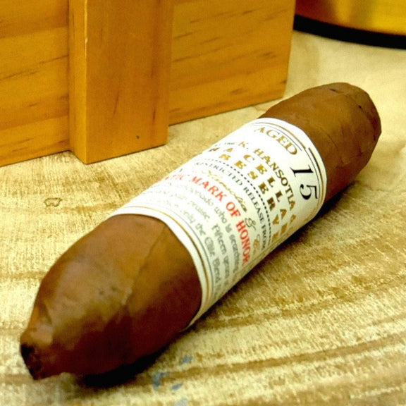 Perfecto Cigars: The Closed-Foot Figurado, and How to Smoke One